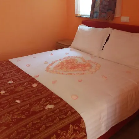 Apartment Rale