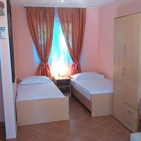 Apartment Rale *